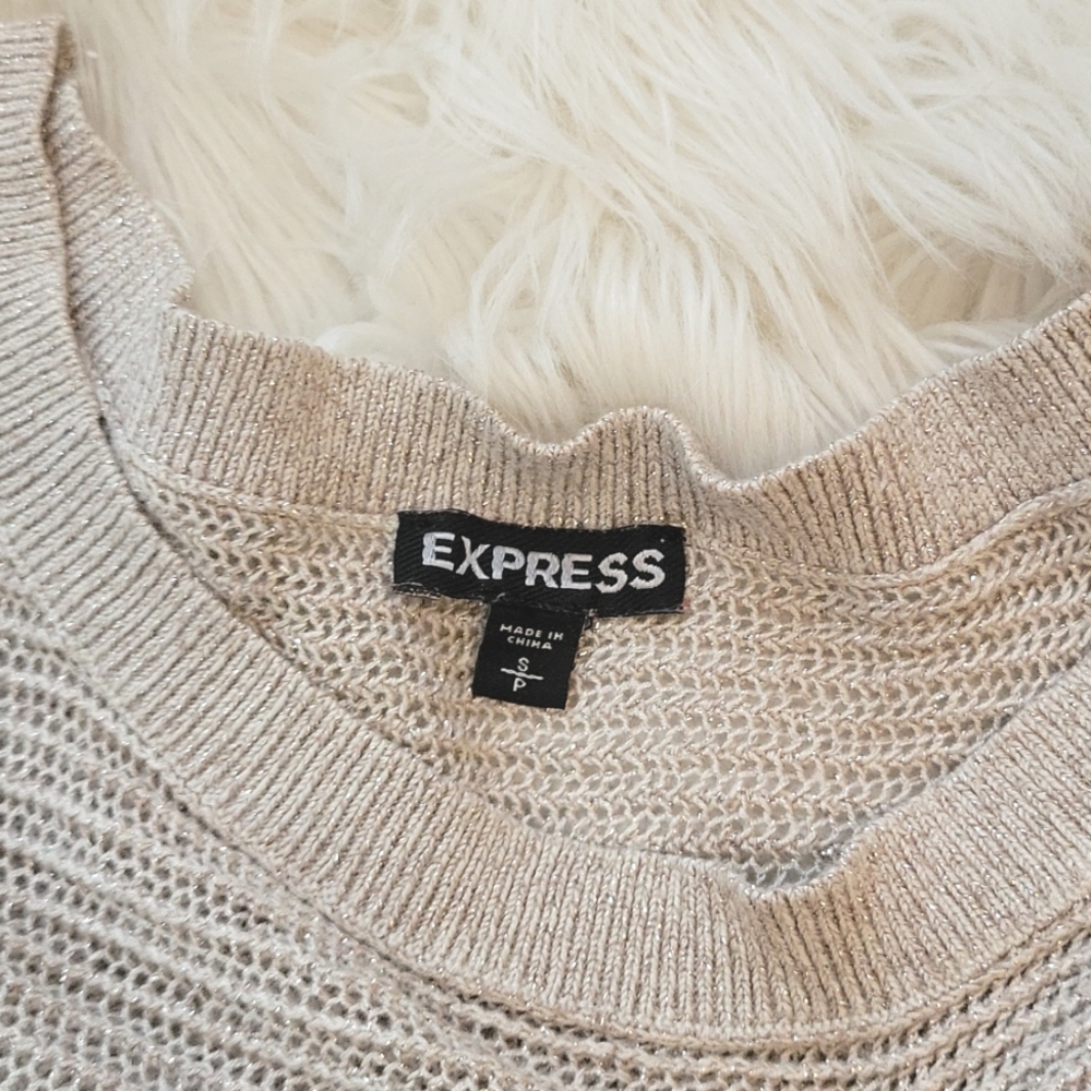 Express Sweater - Picture 5 of 6